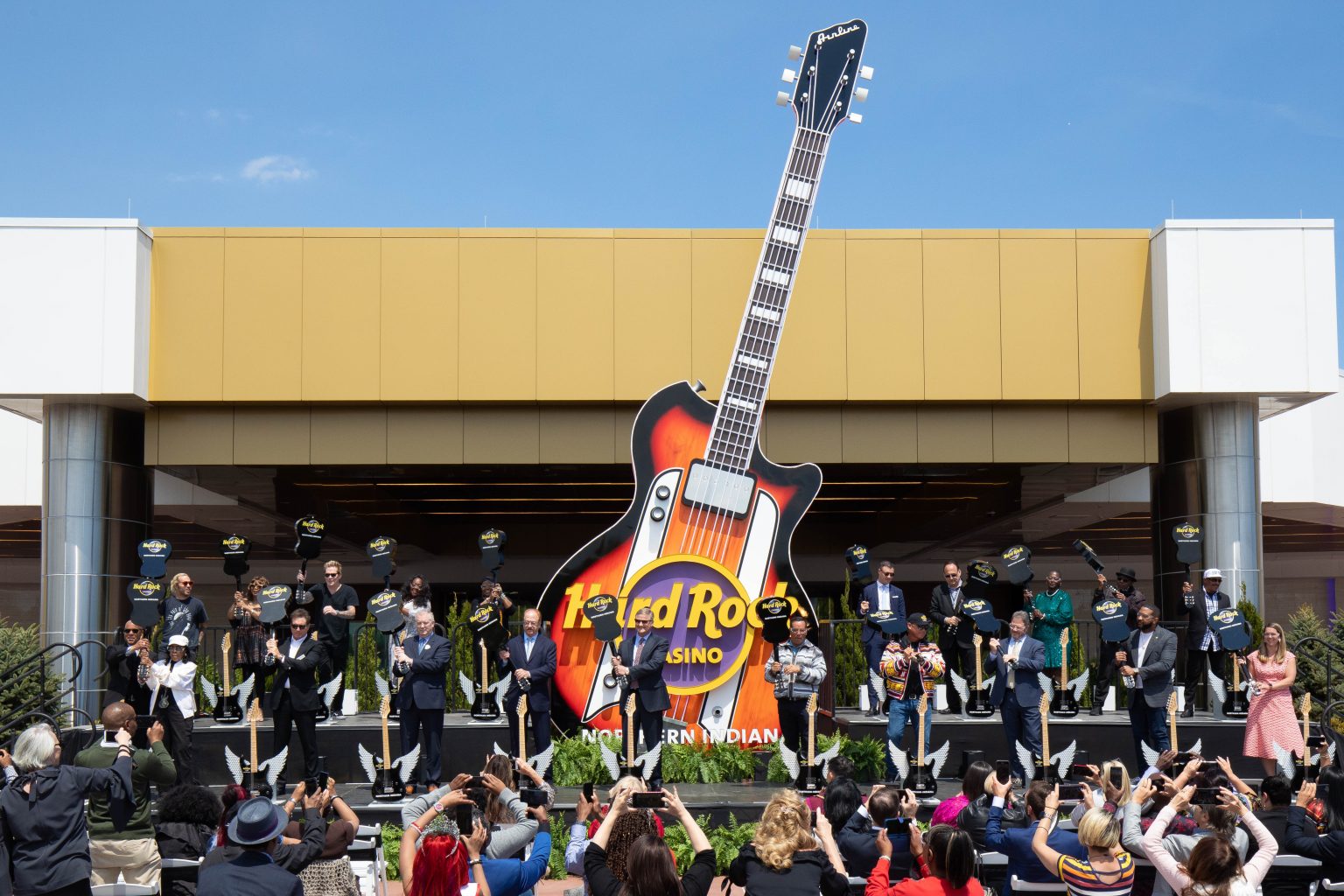 Guitar smash